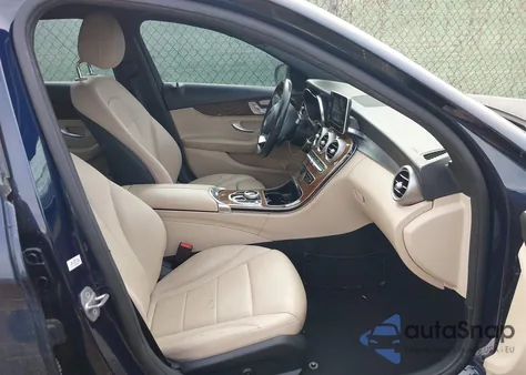 2018 Mercedes-Benz C 300 из США, поврежденный, VIN 55SWF4JB8JU264455